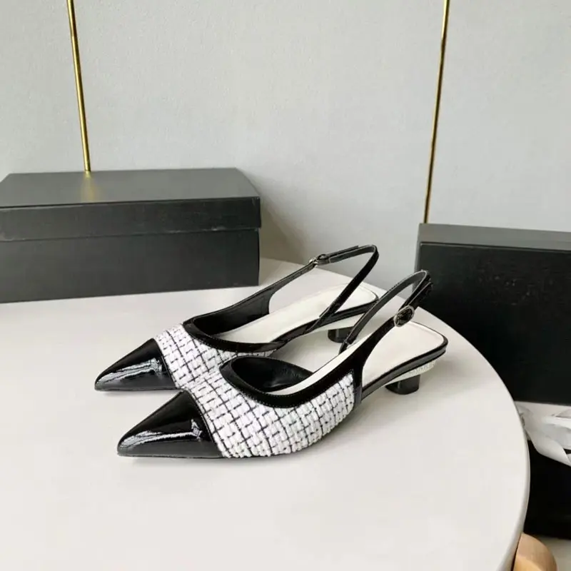 Zapatos de tacón alto con punta en punta de alta calidad, sandalias de marca de cuero genuino de verano glamorosas, nuevos estilos de diseñador, zapatos 2024 para mujer