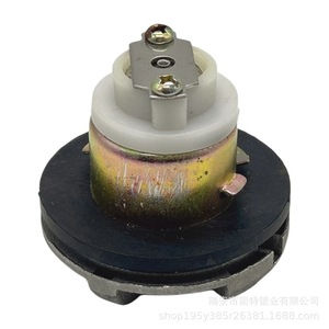 Bouchon de réservoir de carburant pour 69058-60071 69058-60050 Great Wall 3704030-D22 Hino en alliage d'aluminium et d'alloy de zinc, finition argent mat - Product Image 2