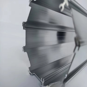 Materiales de Construcción, Perfil de Extrusión de Aluminio con Recubrimiento en Polvo con Aspecto de Madera para Construcción - Product Image 1