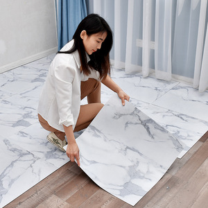 <span class=keywords><strong>Autocollant</strong></span> <span class=keywords><strong>de</strong></span> <span class=keywords><strong>Sol</strong></span> en PVC Auto-Adhésif Effet <span class=keywords><strong>Ciment</strong></span> Écologique, Revêtement Plastique Épais Résistant à l'Usure et Imperméable 60*60CM - Product Image 1