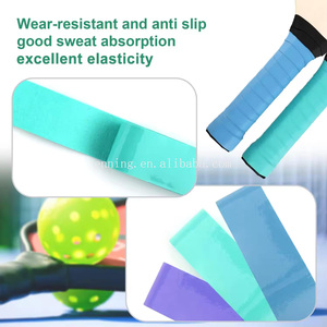 ด้ามจับกันลื่นสำหรับเทนนิสและแบดมินตันสินค้า PU สีขาวมีโลโก้ตามสั่งจากโรงงานส่งตรง - Product Image 3