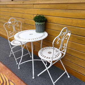 Ensemble <span class=keywords><strong>de</strong></span> table et <span class=keywords><strong>de</strong></span> chaises <span class=keywords><strong>de</strong></span> loisirs en <span class=keywords><strong>fer</strong></span> <span class=keywords><strong>forgé</strong></span> à motif creux rétro américain, pliable, pour cour et villa - Product Image 4