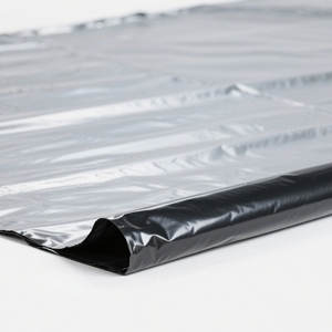 Film de paillage agricole à effet de serre en PE réfléchissant dégradable noir argenté pour utilisation protectrice des fraises - Product Image 2