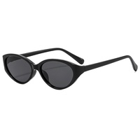 Kacamata Hitam Gaya Korea Model Cat Eye Bingkai Kecil Retro Trendi Cocok untuk Semua Gaya Street Shooting UV400 Unisex