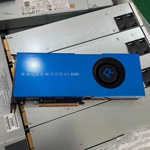 Tarjeta Gráfica WX8200 Radeon Pro WX 8200 de 8GB HBM2, 2048 bits, 1200 MHz, 14nm, 230W, Doble Ranura, GPU, Tarjeta de Video para Juegos - Product Image 1