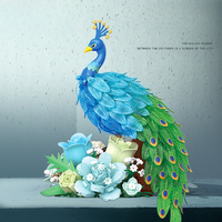 Blocchi da Costruzione a Forma di Pavone, Blocchi Artistici Simulati con Fiori, Giocattolo Decorativo Pavone Blu, Vendita all'Ingrosso OEM