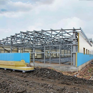 โครงสร้างเหล็กสำหรับอาคารโรงนาวัวสำเร็จรูปอะไหล่รถก่อสร้างจากโรงงาน - Product Image 1