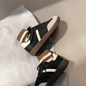 Chaussures de <span class=keywords><strong>sport</strong></span> décontractées rétro pour femmes, style marche, grande taille, effet givré, lacets en caoutchouc pour le printemps et l'automne - Product Image 3
