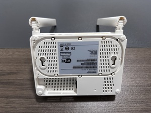Routeurs WiFi Echolife ONU HG8245H Hg8245H5 EG8145V5 Xpon ONT 5dBi ou 2 DBi, modems à <span class=keywords><strong>fibre</strong></span> <span class=keywords><strong>optique</strong></span> FTTH - Product Image 4
