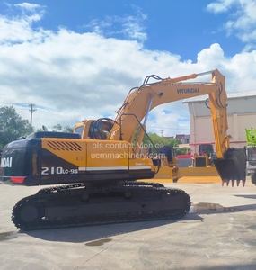 Excavadora de ruedas Hyundai 210 original usada de Corea, excavadora usada Hyundai 210-7S/220-9s/210-9s/r210/210 Lc -7/220-9 a la venta - Product Image 5