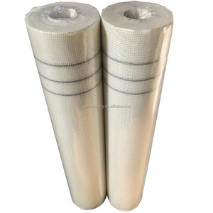 Maille <span class=keywords><strong>de</strong></span> <span class=keywords><strong>fibre</strong></span> <span class=keywords><strong>de</strong></span> <span class=keywords><strong>verre</strong></span> résistante aux alcalis pour murs irréguliers avant la peinture, 4*4 160Gr Maille <span class=keywords><strong>de</strong></span> <span class=keywords><strong>fibre</strong></span> <span class=keywords><strong>de</strong></span> <span class=keywords><strong>verre</strong></span> en <span class=keywords><strong>rouleau</strong></span> - Product Image 2