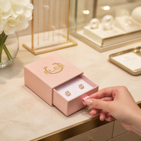 Boîte d'emballage pour bijoux en carton rigide écologique, logo personnalisé, boîte cadeau à tiroir coulissant avec ruban pour bijouterie