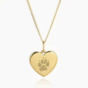 Dainty Rvs Hartvorm Gegraveerd Custom Pet Paw Logo Naam Foto Hanger Ketting Voor Vrouw Meisjes