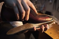Semelle de chaussure en polyuréthane non jaunissante avec une bonne résistance à l'eau et à l'huile