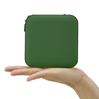 Boîte personnalisée de luxe de voyage vert clair mini petite bague à bijoux en cuir PU avec fermeture éclair organisateur de rangement boîtes d'emballage de cadeaux