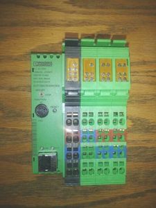 100% nuovissimo modulo Controller YB-phoenix contact ILC 131 ETH-2700973 originale - Product Image 5