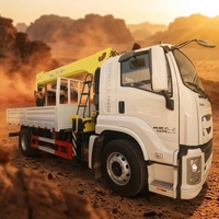 Grue sur camion Isuzu FVR GIGA 8 tonnes à flèche articulée en 5 sections |   Hauteur de levage de 18,8 m, moment de charge élevé, fiable, économe en carburant, global