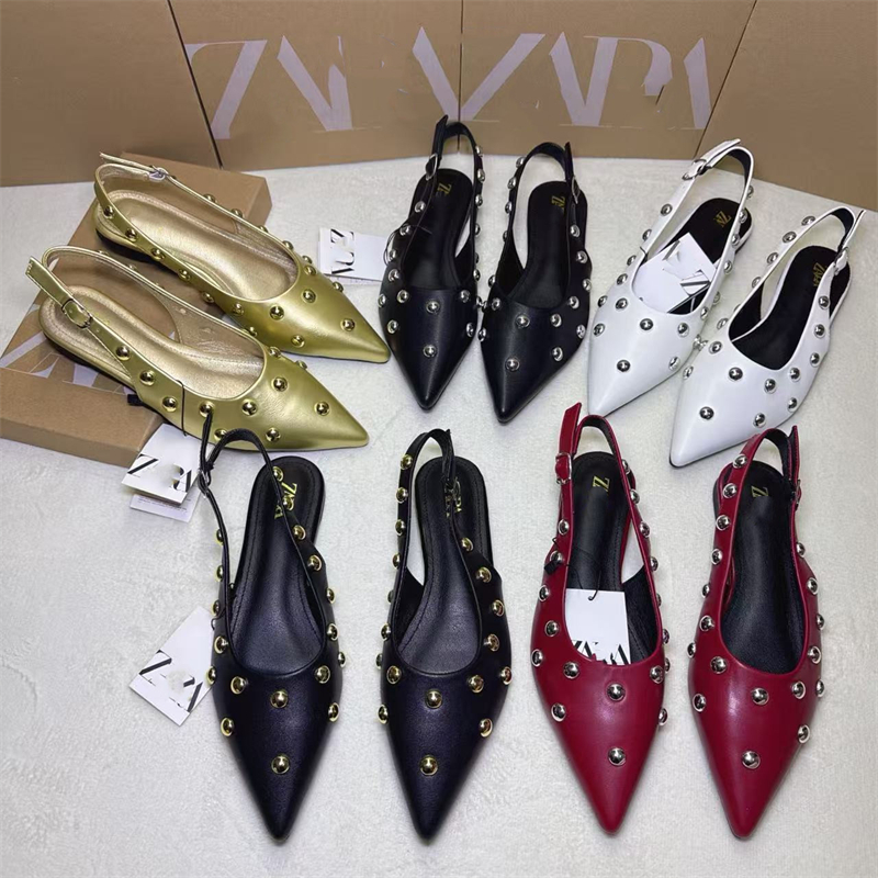 Shop Our Collection of Lady Flat Closed Shoes for Comfort