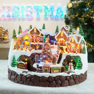 Nouveauté 2025 Cadeau de Noël Village de bonbons LED musical d'intérieur Gingerbrear avec train rotatif et patineurs mobiles - Product Image 3