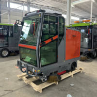 Nouvelle Balayeuse Électrique Autoportée Premium, Largeur de Nettoyage 2050mm, Machine de Nettoyage de Sols Industrielle à Aspiration 48V 2400W pour Aéroports et Usines