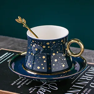 Juego de Taza y Platillo de Porcelana Europea Clásica de Lujo Ligero, Estilo <span class=keywords><strong>2020</strong></span>, Cuchara Metálica, Capacidad de 220 ml, Caja de Regalo Multiusos - Product Image 1