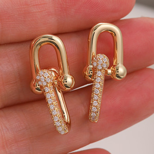 Pendientes de herradura de 14K chapados en oro grandes para mujer de moda, pendientes de aro de latón de 14K estilo <span class=keywords><strong>Rihanna</strong></span> de nueva moda con circón para fiestas - Product Image 2