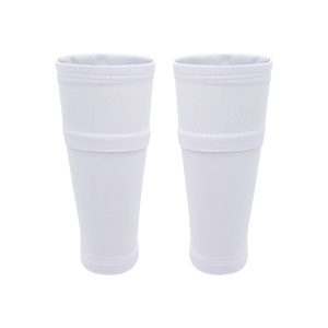 <span class=keywords><strong>Protège</strong></span>-tibias de football personnalisés en polyester pour adultes et enfants – Équipement d'entraînement portable, respirant et antidérapant – Manchon de mollet de football - Product Image 4