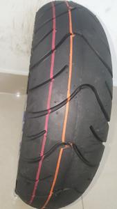 Pneus universels sans chambre à air pour moto 120/90-10, pneus pour scooter électrique, fabrication en provenance du Vietnam - Product Image 2