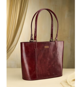 Rehaussez votre style au quotidien avec ce sac fourre-tout pour femme en cuir véritable à 100 %, conçu pour une durabilité longue durée et pour le travail. - Product Image 1