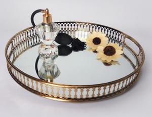 Bandeja para servir alimentos ecológica con espejo ovalado dorado de Metal hecha a mano de alta calidad Diseño único a un precio económico - Product Image 2