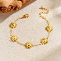 Bracelet à breloques en acier inoxydable pour femme, plaqué or, motifs assortis (cœur, fleur, nœud, étoile, papillon), vente en gros