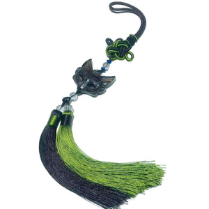 Vente en gros de têtes de <span class=keywords><strong>renard</strong></span> en obsidienne de glace faites <span class=keywords><strong>à</strong></span> la main pour la décoration de sacs ou d'intérieurs de voitures - Product Image 1