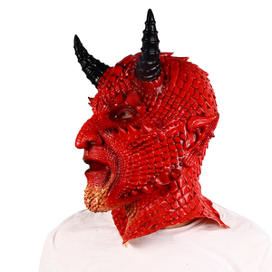 Máscara de látex de <span class=keywords><strong>demonio</strong></span> dragón rojo de cabeza completa con textura escamosa, <span class=keywords><strong>cuernos</strong></span> negros, orejas puntiagudas, diseño de cuello en degradado, suave y cómoda para fiestas. - Product Image 5