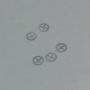 Pièces de précision CNC tournées et fraisées pour montres suisses, haute qualité, petite taille, tolérance de précision de 0,001 mm - Product Image 3