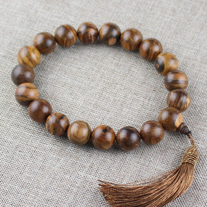 ลูกปัดไม้กฤษณา 18 มม. ทรงกลมขัดเงา สำหรับทำสร้อยข้อมือเป็นของขวัญ - Product Image 4