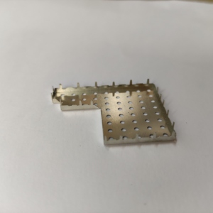 Schermatura EMI Personalizzabile, Copertura Metallica per Protezione SMD, Contenitore Schermante per PCB, Schermatura Elettromagnetica - Product Image 1