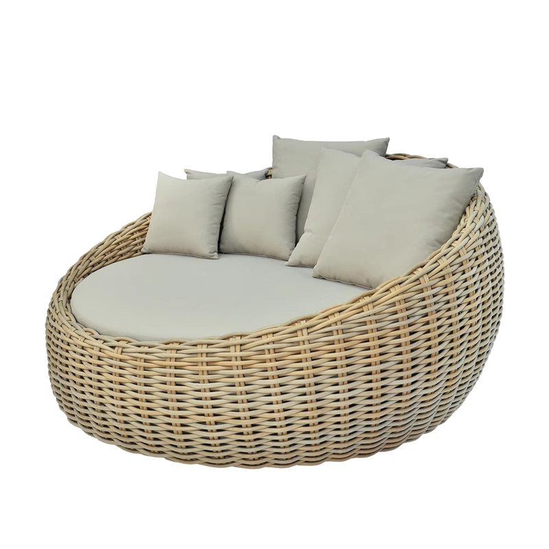 1.8m lounge bed