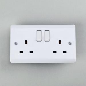 <span class=keywords><strong>Prise</strong></span> <span class=keywords><strong>TV</strong></span> standard britannique en bakélite, <span class=keywords><strong>prix</strong></span> de gros d'usine certifiée GCC, pour usage domestique et de bureau - Product Image 2