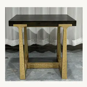 Table de salle à manger américaine en bois massif table rectangulaire en métal moulé poteaux coniques table à manger et chaise
