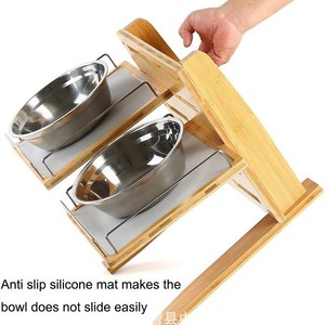 Mesa de Alimentación para Perros de Madera Maciza de Dos Niveles, Elevada y Antideslizante, para Perros Medianos y Grandes - Product Image 2