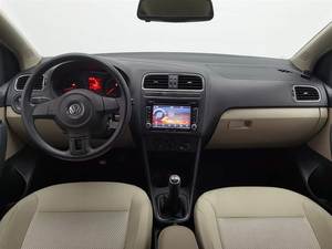 Volkswagen <span class=keywords><strong>Polo</strong></span> 1.6L del <span class=keywords><strong>2013</strong></span>, Best-Seller, Usata, Cambio Manuale, Benzina, Hatchback, Sedili in Tessuto, Auto Usate Economiche in Vendita - Product Image 6