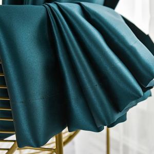 Venta al por mayor lujosa tela de cortinas bordada de lirio último satén Blackout Floral tela bordada de cortina para cortinas - Product Image 2