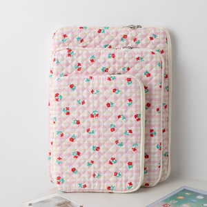 Custodia <span class=keywords><strong>per</strong></span> Tablet alla Moda Personalizzata all'Ingrosso, Morbida Trapuntata a Cuore in Poliestere con Cerniera, Cover <span class=keywords><strong>per</strong></span> <span class=keywords><strong>iPad</strong></span>, Custodia <span class=keywords><strong>per</strong></span> Laptop <span class=keywords><strong>per</strong></span> Donne - Product Image 4