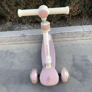 Patinete Moderno para Niños con Maleta, de 3 a 8 Años, de Plástico y Acero, Plegable, para <span class=keywords><strong>Viajes</strong></span> y Actividades al Aire Libre - Product Image 6