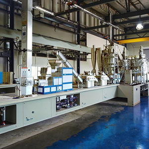 Machine de production de savon entièrement automatique Jasun pour petits hôtels et bars, capacité de 50 à 3000 kg/heure, multi-tension (380V/240V/400V) - Product Image 1