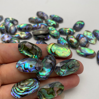 Vente en gros d'usine de cabochons en nacre naturelle, cabochons facettés