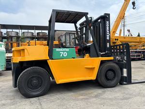 Chariot élévateur diesel japonais Komatsu <span class=keywords><strong>FD70</strong></span> de 7 tonnes avec moteur japonais d'occasion à vendre à bas prix - Product Image 6
