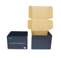Échantillon gratuit Logo personnalisé noir mat petite boîte de papier ondulé pliable en carton pour l'expédition de courrier cosmétique