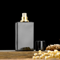 Nouveauté Flacon de parfum en verre carré noir élégant et luxueux avec pompe vaporisateur vide et emballage en boîte en stock