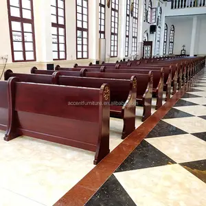 Mobilier de théâtre, chaise empilée d'église avec bancs d'agenouillement, coussins épais, bancs d'église en bois